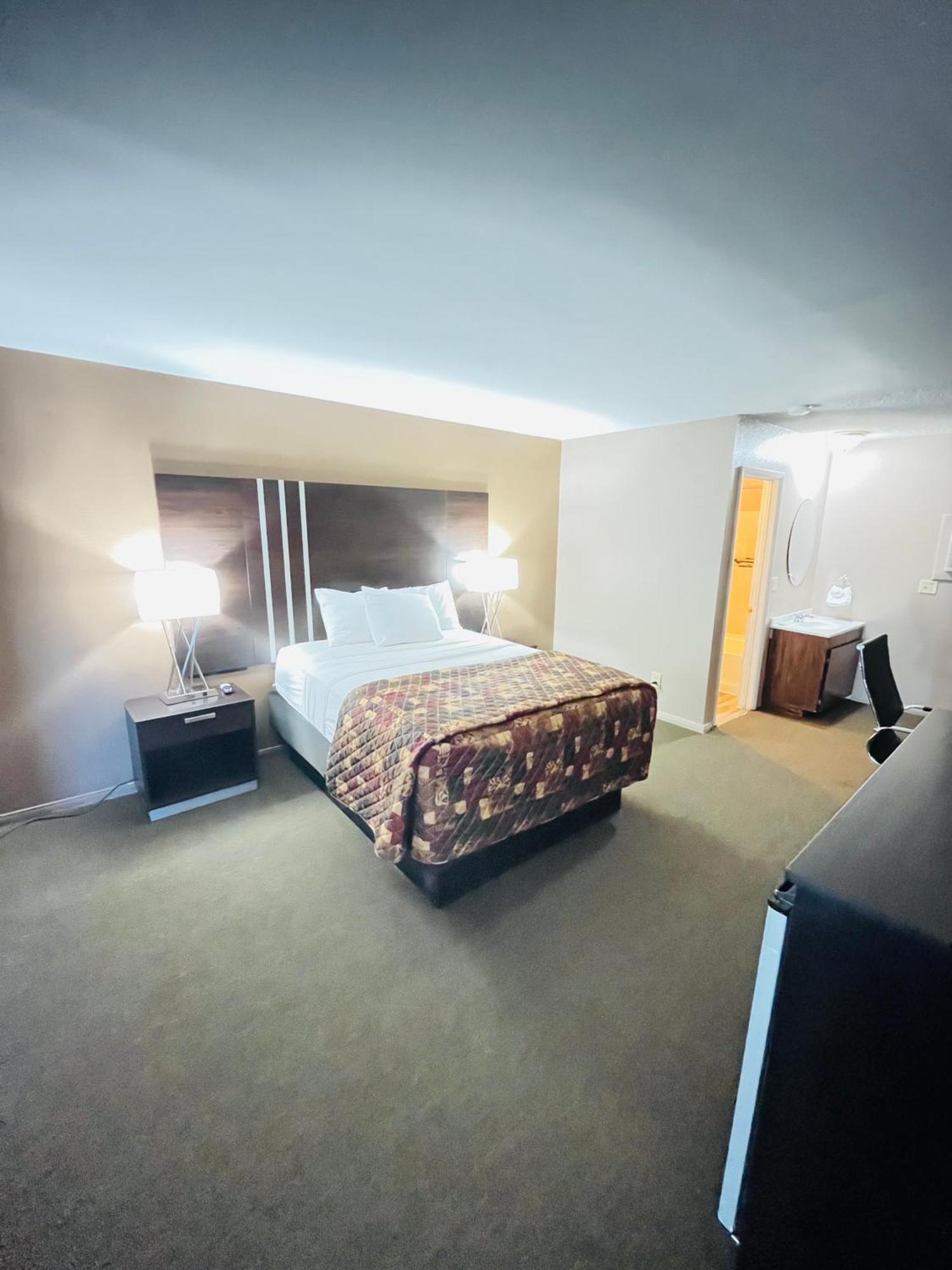 Star Hotel
